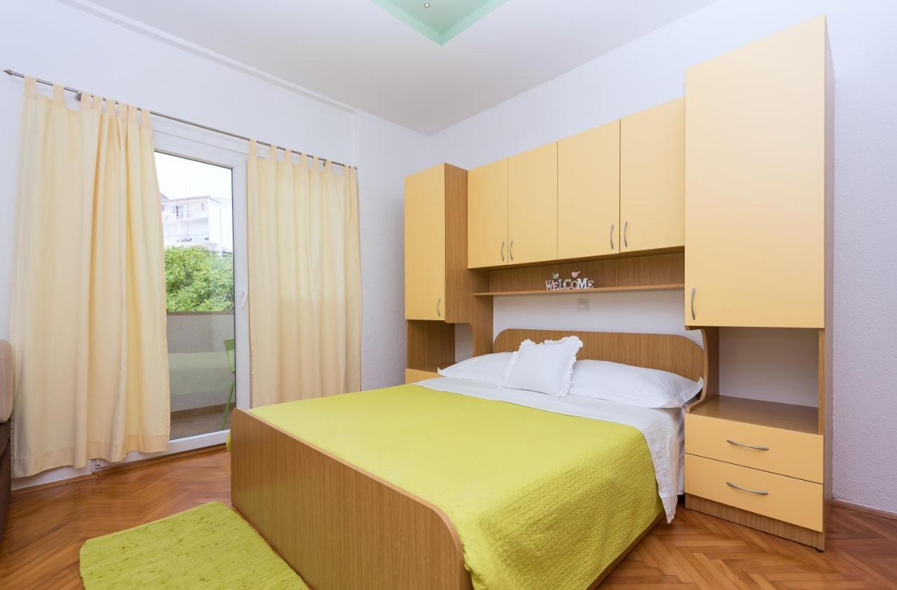 Apartments Villa Vujcic Макарска Екстериор снимка