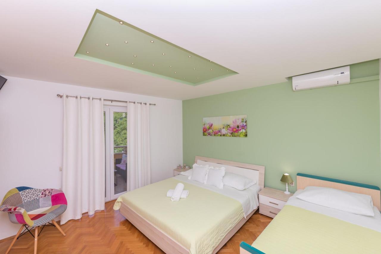 Apartments Villa Vujcic Макарска Екстериор снимка