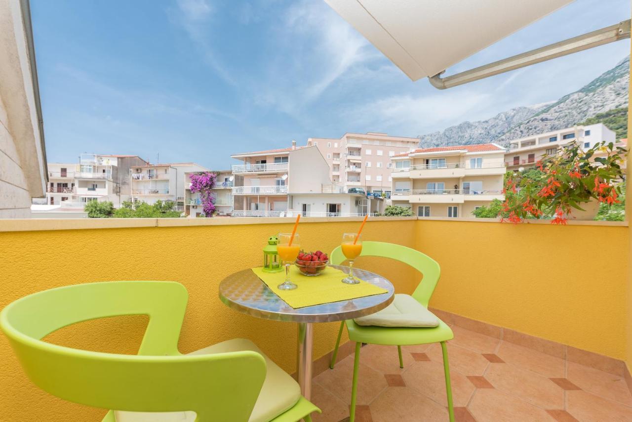 Apartments Villa Vujcic Макарска Екстериор снимка